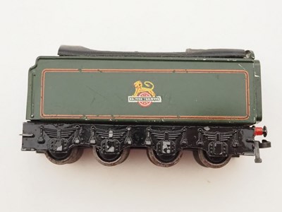 Lot 430 - A HORNBY DUBLO OO gauge 3-rail EDL11 'Silver...