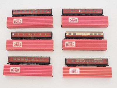 Lot 435 - A small group of HORNBY DUBLO OO gauge mainly...