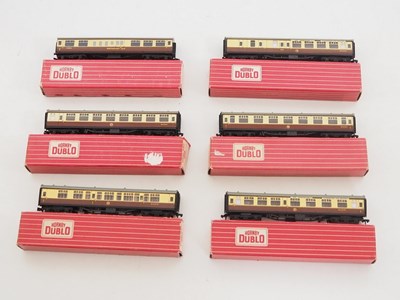 Lot 438 - A small group of HORNBY DUBLO OO gauge mainly...