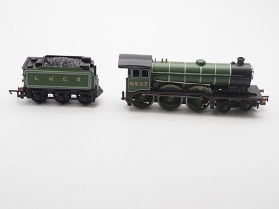 Lot 522 - A HORNBY OO gauge class B12 steam locomotive...