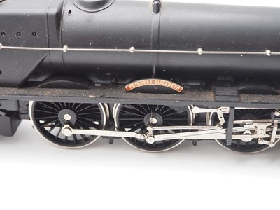 Lot 528 - A pair of HORNBY OO gauge steam locomotives...