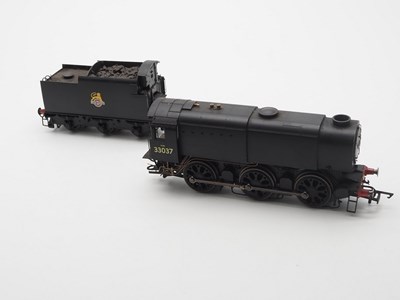 Lot 528 - A pair of HORNBY OO gauge steam locomotives...