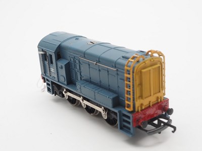 Lot 546 - A group of WRENN OO gauge locomotives,...