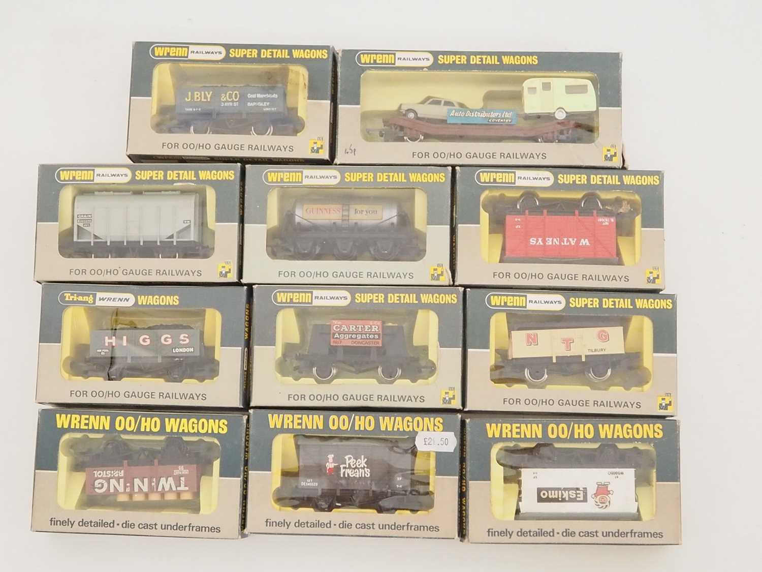 Lot 548 - A mixed group of WRENN OO gauge wagons of...