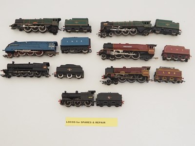 Lot 550 - A group of HORNBY and other OO gauge steam...