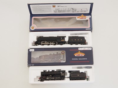 Lot 553 - A pair of BACHMANN steam locomotives -...