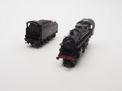 Lot 553 - A pair of BACHMANN steam locomotives -...