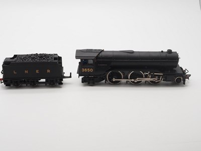 Lot 553 - A pair of BACHMANN steam locomotives -...