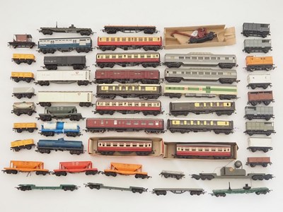 Lot 560 - A group of TRI-ANG and HORNBY OO gauge wagons...