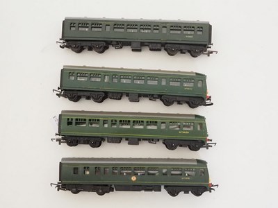 Lot 561 - A group of OO gauge TR-ANG and HORNBY wagons,...