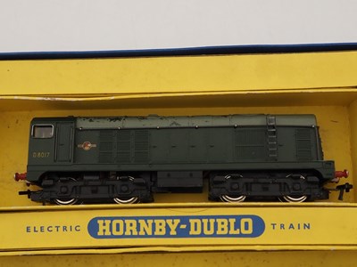 Lot 583 - A pair of HORNBY DUBLO OO gauge 2-rail goods...