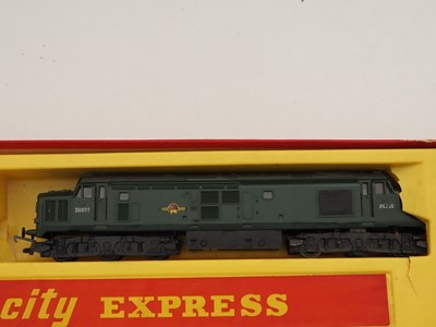 Lot 583 - A pair of HORNBY DUBLO OO gauge 2-rail goods...