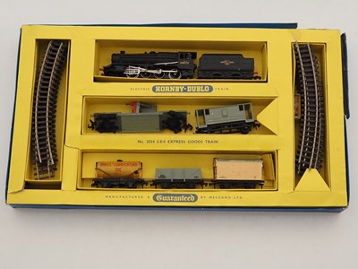 Lot 583 - A pair of HORNBY DUBLO OO gauge 2-rail goods...