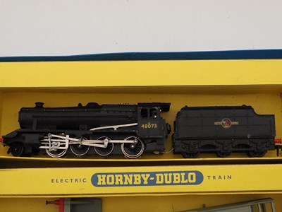 Lot 583 - A pair of HORNBY DUBLO OO gauge 2-rail goods...