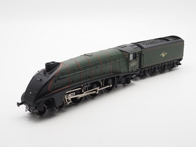 Lot 600 - A BACHMANN OO gauge 31-960 'The Elizabethan'...