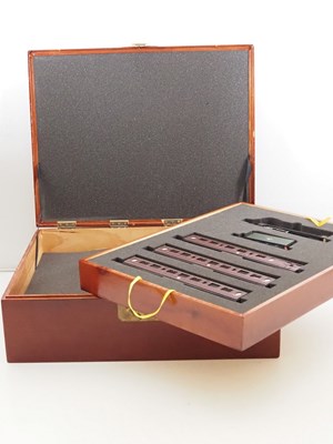 Lot 600 - A BACHMANN OO gauge 31-960 'The Elizabethan'...