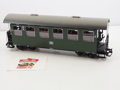 Lot 616 - A pair of LGB G scale 3070 German outline...