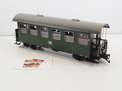 Lot 616 - A pair of LGB G scale 3070 German outline...