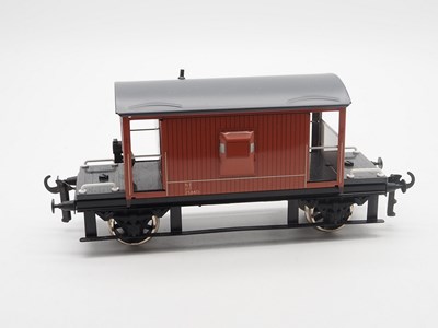 Lot 634 - A pair of BASSETT LOWKE (by CORGI) wagons,...