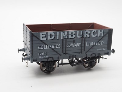 Lot 639 - A pair of DAPOL O gauge wagons, comprising of...