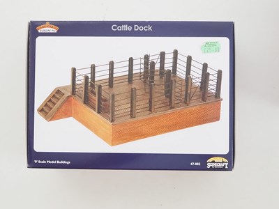 Lot 644 - A group of BACHMANN SCENECRAFT O gauge resin...
