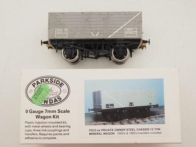 Lot 646 - A group of PARKSIDE DUNDAS plastic O gauge...