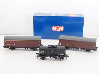 Lot 666 - A group of HELJAN O gauge wagons, comprising...