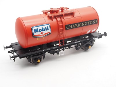 Lot 669 - A pair of HELJAN O gauge tank wagons,...