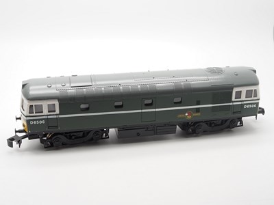 Lot 673 - A pair of LIMA O gauge class 33 diesel...