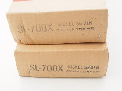 Lot 675 - A pair of boxes of PECO O gauge Streamline...