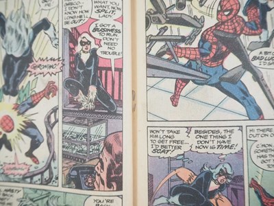 Lot 4 - AMAZING SPIDER-MAN #194 - (1979 - MARVEL) -...