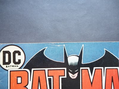 Lot 117 - BATMAN #251 (1973 - DC) - Classic Joker cover...