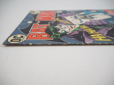 Lot 117 - BATMAN #251 (1973 - DC) - Classic Joker cover...