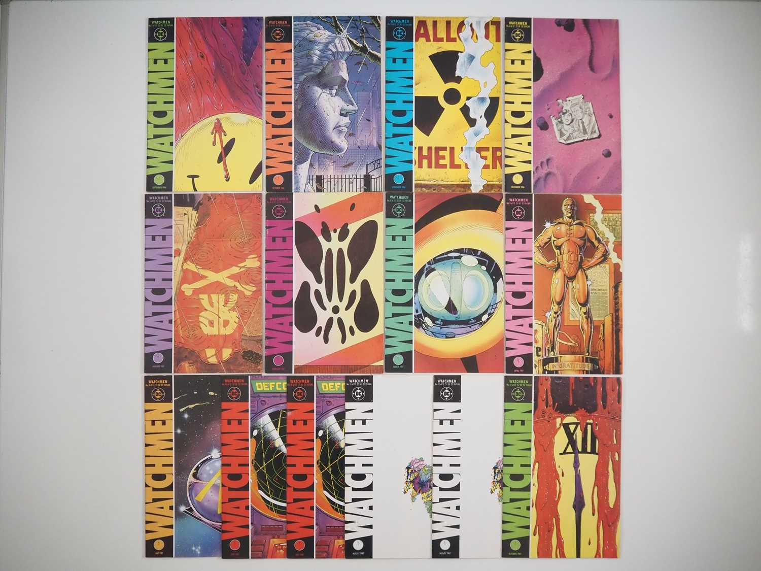 Lot 170 - WATCHMEN #1, 2, 3, 4, 5, 6, 7, 8, 9, 10(x2),