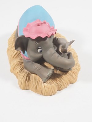 Lot 52 - WALT DISNEY: DUMBO - Walt Disney Classics...