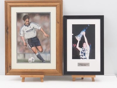 Lot 129 - TOTTENHAM HOTSPUR - OSSIE ARDILES - signed...