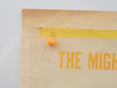 Lot 257 - MUTINY ON THE BOUNTY (1962) A group of...