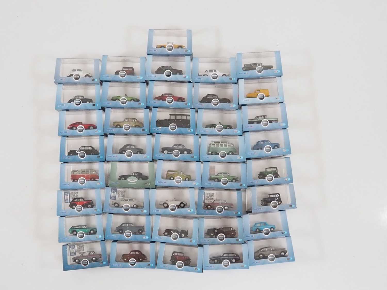 Lot 33 - A group of OXFORD DIECAST 1:76 scale (OO...