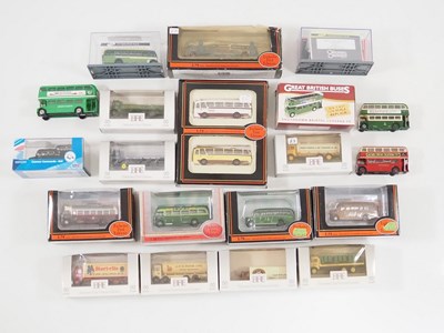 Lot 58 - A group of boxed and unboxed 1:76 scale buses...