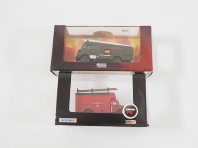 Lot 60 - A group of OXFORD DIECAST and ATLAS 1:76 scale...