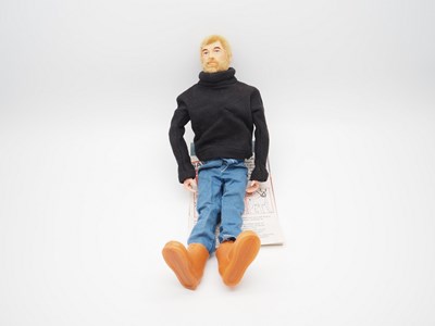 Lot 210 - A boxed 1970/73 first issue ACTION MAN...