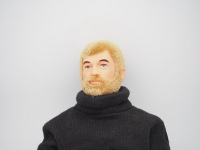 Lot 210 - A boxed 1970/73 first issue ACTION MAN...