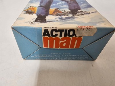 Lot 210 - A boxed 1970/73 first issue ACTION MAN...