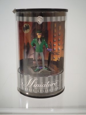 Lot 217 - A large group of WARNER BROS Miniature Classic...