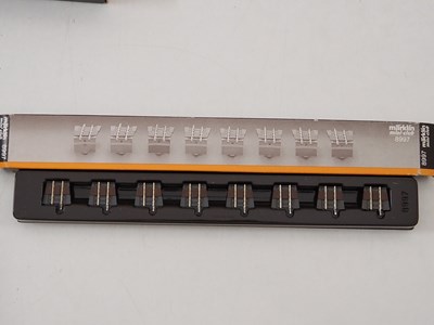 Lot 245 - A group of MARKLIN Z gauge accessories to...