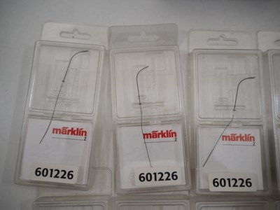 Lot 248 - A group of MARKLIN Z gauge accessories to...