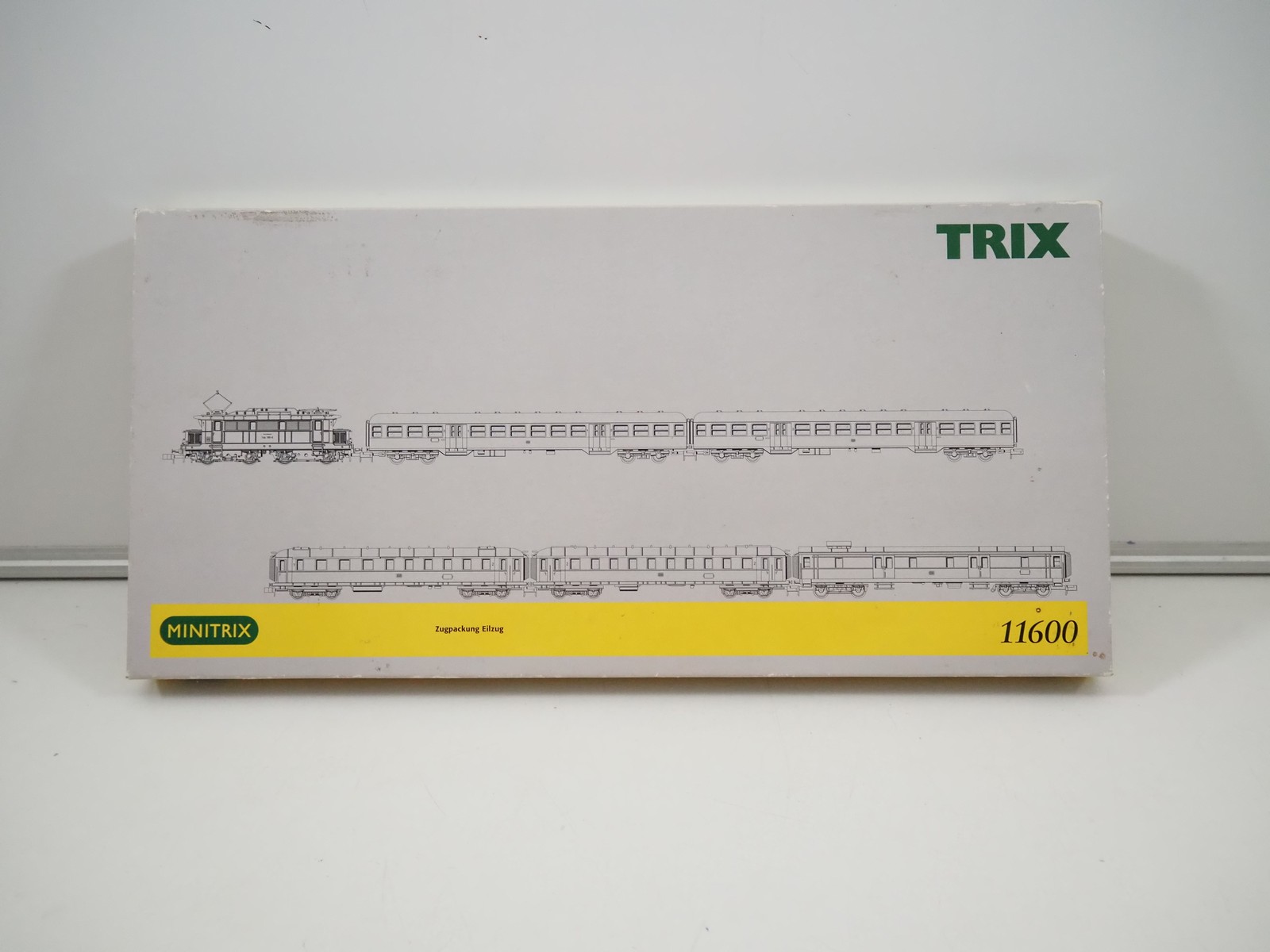 Lot 274 - A TRIX N gauge 11600 German outline Fast