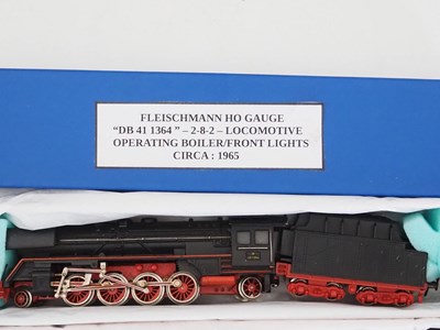 Lot 288 - A pair of FLEISCHMANN HO gauge German outline...