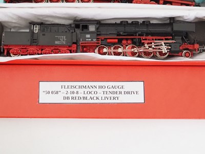 Lot 288 - A pair of FLEISCHMANN HO gauge German outline...