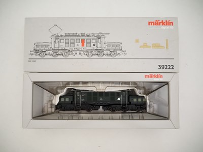 Lot 319 - A MARKLIN Digital HO gauge 39222 BR 1020...